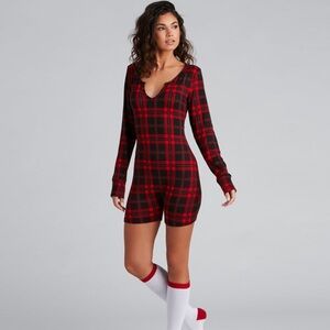 (A5) Shosho Red Plaid Pajama‎ Romper, Size M, NWT